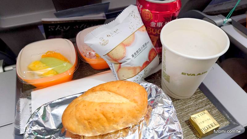 眼鏡伯地瓜小煎餅長榮航空飛機餐