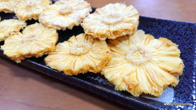 眼鏡伯鳳梨乾